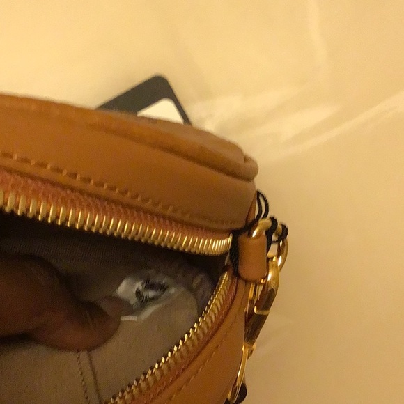 - Authentic Mcm crossbody - Picture 6 of 7